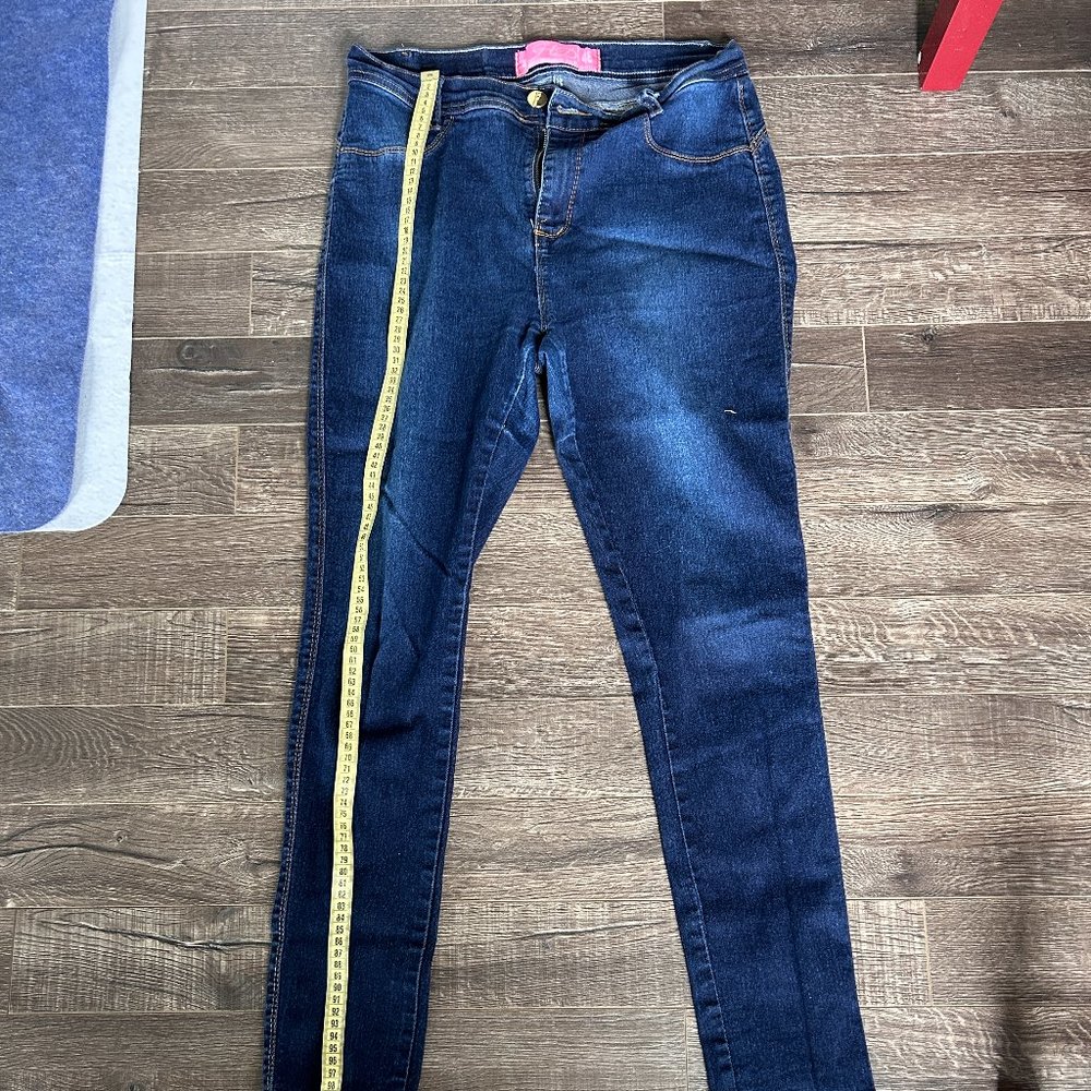 BRAZILIAN HD Jeans - Blue - 98% Cotton, 2% Elastic - Brazil Size 48 (US Size 14)